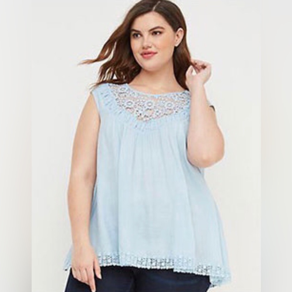 LB Top Crochet Detailed Sleeveless